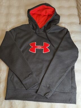 Under Armour Men’s Gray Pullover Hoodie with Coral Logo